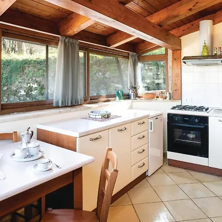 Marisa Nyaraló Perdifumo